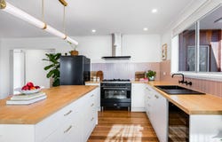 11 Medea Street, St Helens, Tas 7216