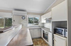 2 Waverley Street, Gundy, NSW 2337