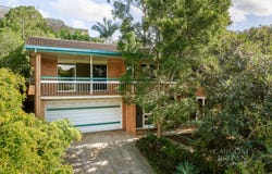 13 Rambler Street, Bardon, Qld 4065