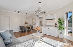 2/11 Stuart Crescent, Nunawading, Vic 3131