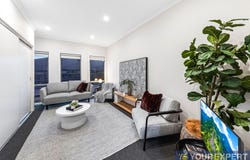1/175 Rosebank Drive, Cranbourne North, Vic 3977