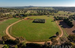 11 Cummins Drive, San Isidore, NSW 2650