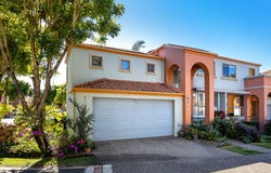 110/20 Fairway Drive, Clear Island Waters, Qld 4226