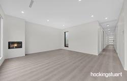 15 Peach Street, Craigieburn, Vic 3064