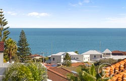 22 Dampier Avenue, Mullaloo, WA 6027