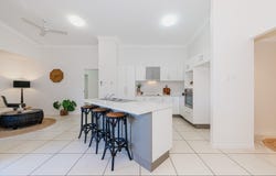 27 Ningaloo Crescent, Burdell, Qld 4818