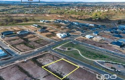 4 Barwon Drive, Bacchus Marsh, Vic 3340