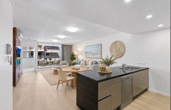 2411/42 Laver Drive, Robina, Qld 4226