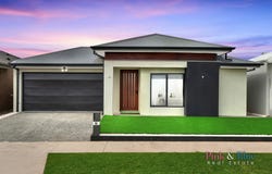 10 Dewberry Drive, Rockbank, Vic 3335