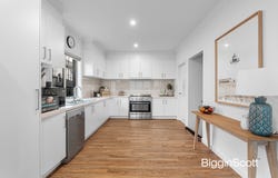 2/566 Huntingdale Road, Mount Waverley, Vic 3149