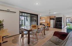 21 Viewpoint Drive, Springfield Lakes, Qld 4300