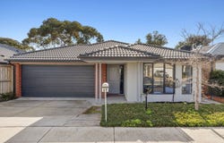 49 Arnold Circuit, Charlemont, Vic 3217