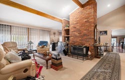 109 Langdale Drive, Croydon Hills, Vic 3136