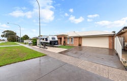 398 Fradd East Road, Munno Para West, SA 5115