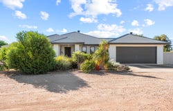 17 Chapman Road, Moonta Bay, SA 5558
