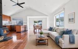 7/3-4 Nizam Quay, Apollo Bay, Vic 3233