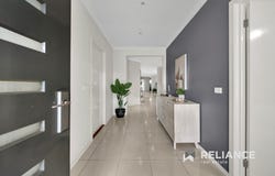 21 Banbury Street, Williams Landing, Vic 3027