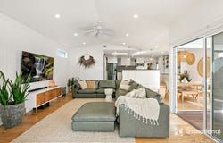 77 Shoalhaven Heads Road, Shoalhaven Heads, NSW 2535