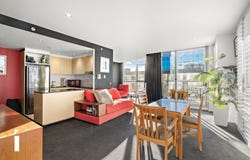 61/2 Edinburgh Avenue, City, ACT 2601