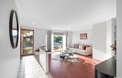 12 Waterway Cove, Seville Grove, WA 6112