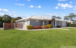 24 Grenadines Way, Bonny Hills, NSW 2445