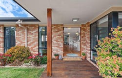 32 Manikato Drive, Hodgson Vale, Qld 4352