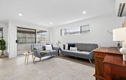 2/43 Rosella Street, Loganlea, Qld 4131