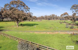 14 Wynnes Lane, Ascot, Vic 3551