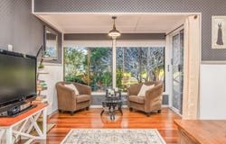 4 Slater Street, Oakhurst, Qld 4650