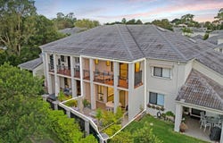 6/1 Bronberg Court, Southport, Qld 4215