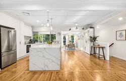 15 Jainba Street, Indooroopilly, Qld 4068
