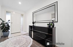 3 Donohue Street, Cranbourne East, Vic 3977