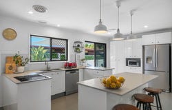 43 Yangoora Crescent, Ashmore, Qld 4214
