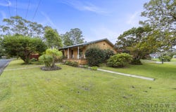 28 Yellow Rock Road, Urunga, NSW 2455
