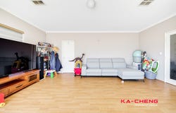 18B Kennington Road, Morley, WA 6062
