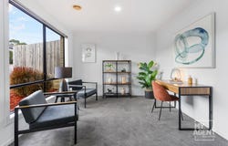 13/11 Hawk Avenue, Pakenham, Vic 3810