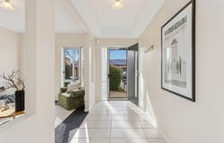 15 Elmwood Court, Mawson Lakes, SA 5095