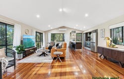 742 Haven Road, Upper Brookfield, Qld 4069