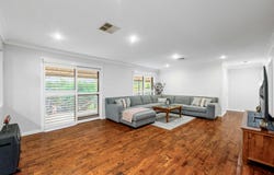 22  Lindsay Crescent, South Penrith, NSW 2750