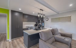10 Rose Road, Southside, Qld 4570