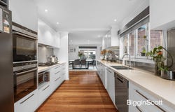 6 Solar Court, Glen Waverley, Vic 3150