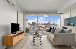 312/2 Willis Lane, Hampton, Vic 3188