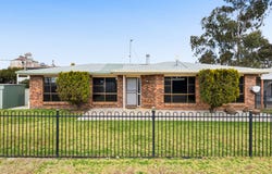2 Railway Street, Cambooya, Qld 4358