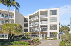 2/232 Burke Drive, Attadale, WA 6156