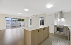 3 Chavez Close, Piara Waters, WA 6112