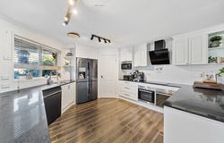 28-68 Little Hawk Road, Mundoolun, Qld 4285