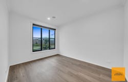 29 Hawkestone Street, Melton South, Vic 3338