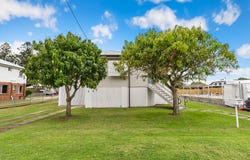 33 Armstrong Street, Berserker, Qld 4701