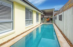 1 Elkins Street, Pacific Pines, Qld 4211