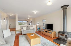 25 Seaview Crescent, Surf Beach, Vic 3922